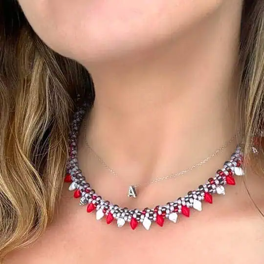 שרשרת חרוזים Rosso